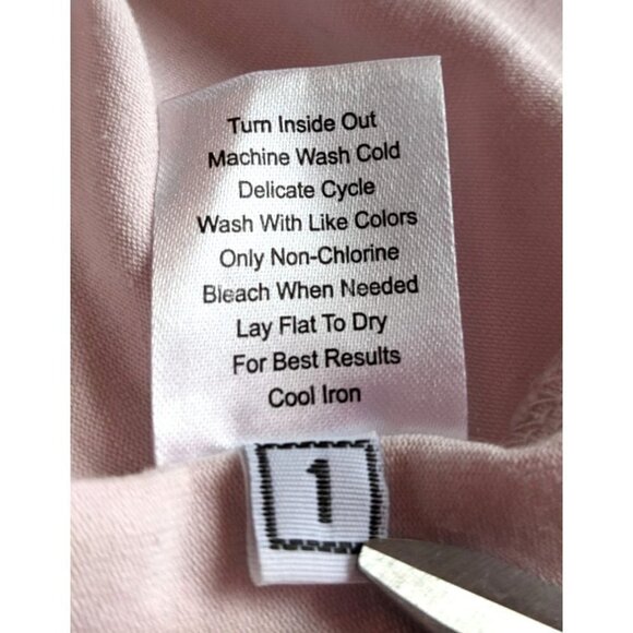 UNIVERSAL STANDARD Petite V Rex in Pale Pink Pima Cotton V-Neck 2XSP (sz 6-8) - Picture 5 of 7